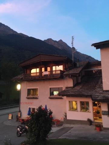 Hotel Val D'Arca Bregaglia Ngoại thất bức ảnh